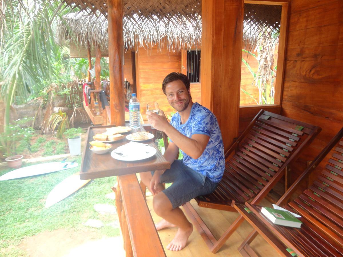 The Green Station Hotel ดิคเวลลา ภายนอก รูปภาพ